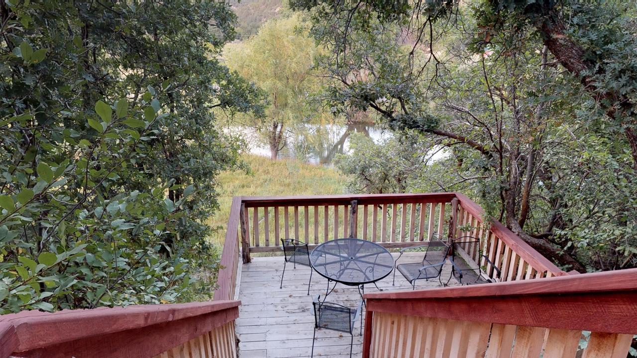 فيلا غلينديلفي The Cabin At Lydia'S Canyon المظهر الخارجي الصورة